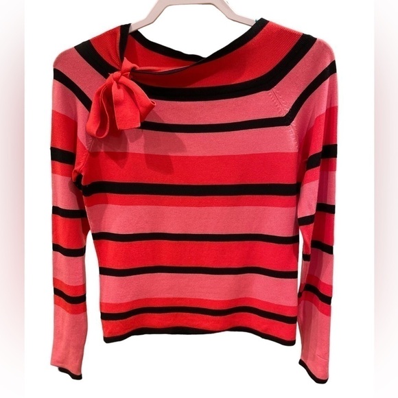 CARLISLE Women’s Bow Sweater - Picture 4 of 8